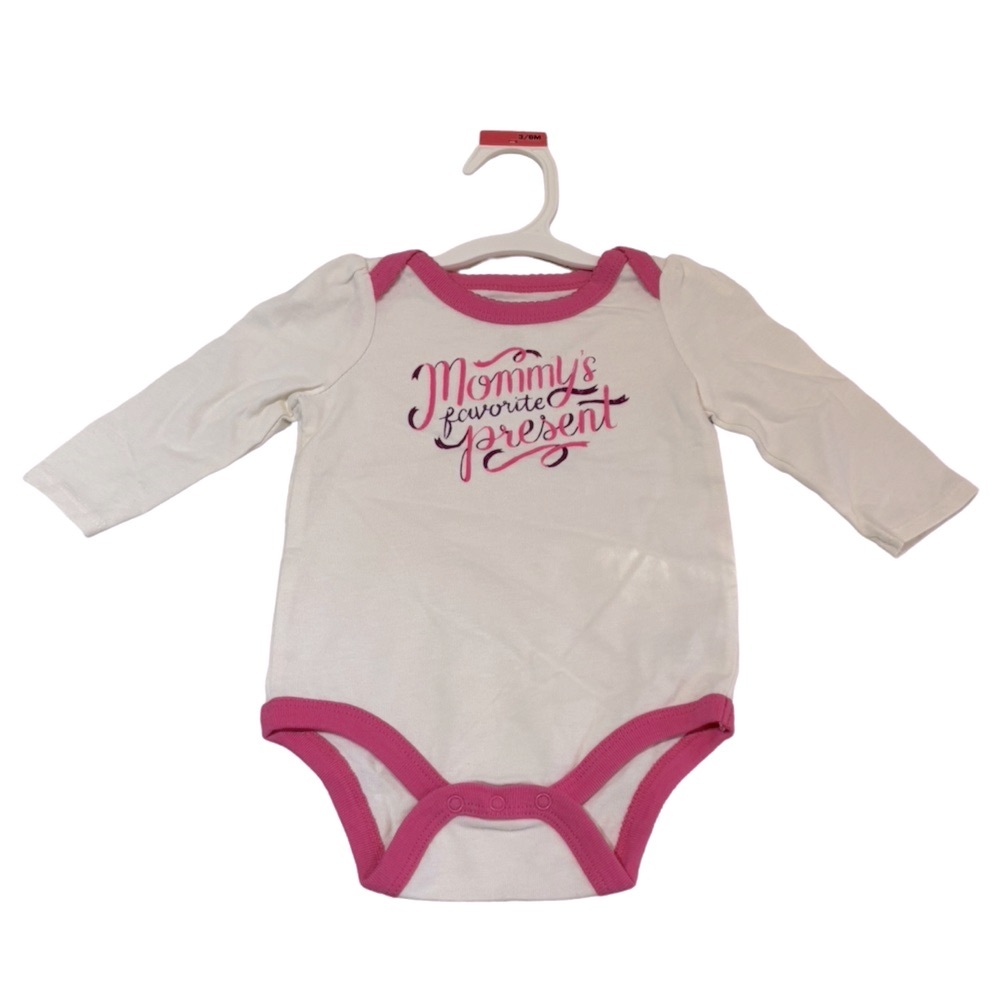 Circo Target Baby Long Sleeve Onesie‎ “Mommy’s Favorite Present” 3-6 Months